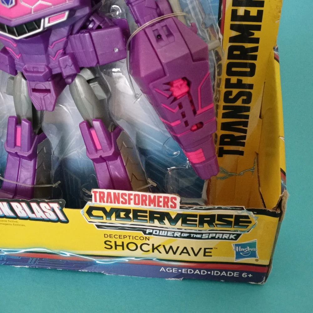 Transformers Cyberverse Power of the Spark Shockwave  Purple Shock Blast New